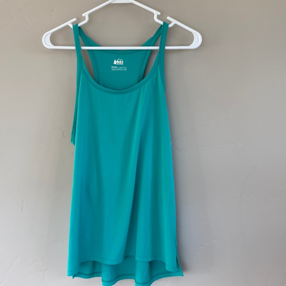 Rei tank  top size M
